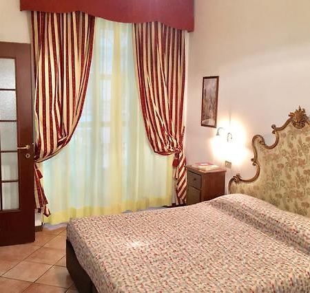 Апартаменти Flat In Piazza Duomo Мілан Екстер'єр фото