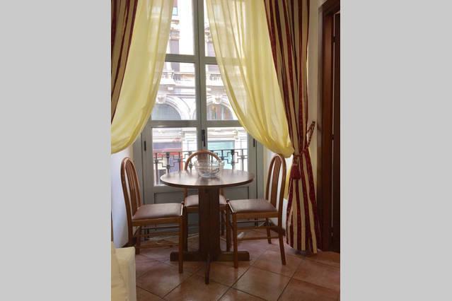Апартаменти Flat In Piazza Duomo Мілан Екстер'єр фото